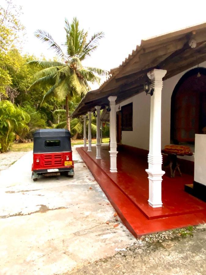 Moragalla Dilu Villa Beruwala Buitenkant foto